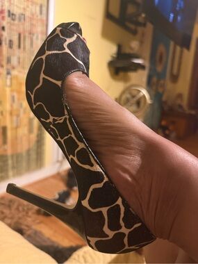 Nine West Giraffe-Print Peep-Toe Stiletto Heels - Black & Cream (Sexy Vintage)